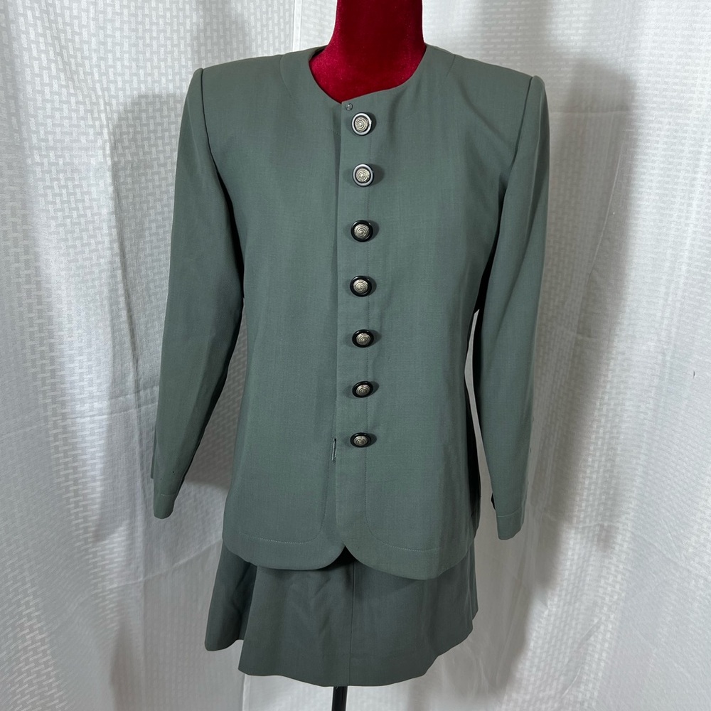 N000270: YSL Vintage Femmes Suit Set Green Skirt Suit Size M